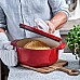Каструля чавунна з кришкою KitchenAid, 22 см, 3,3 л, червона (CC006057-001)